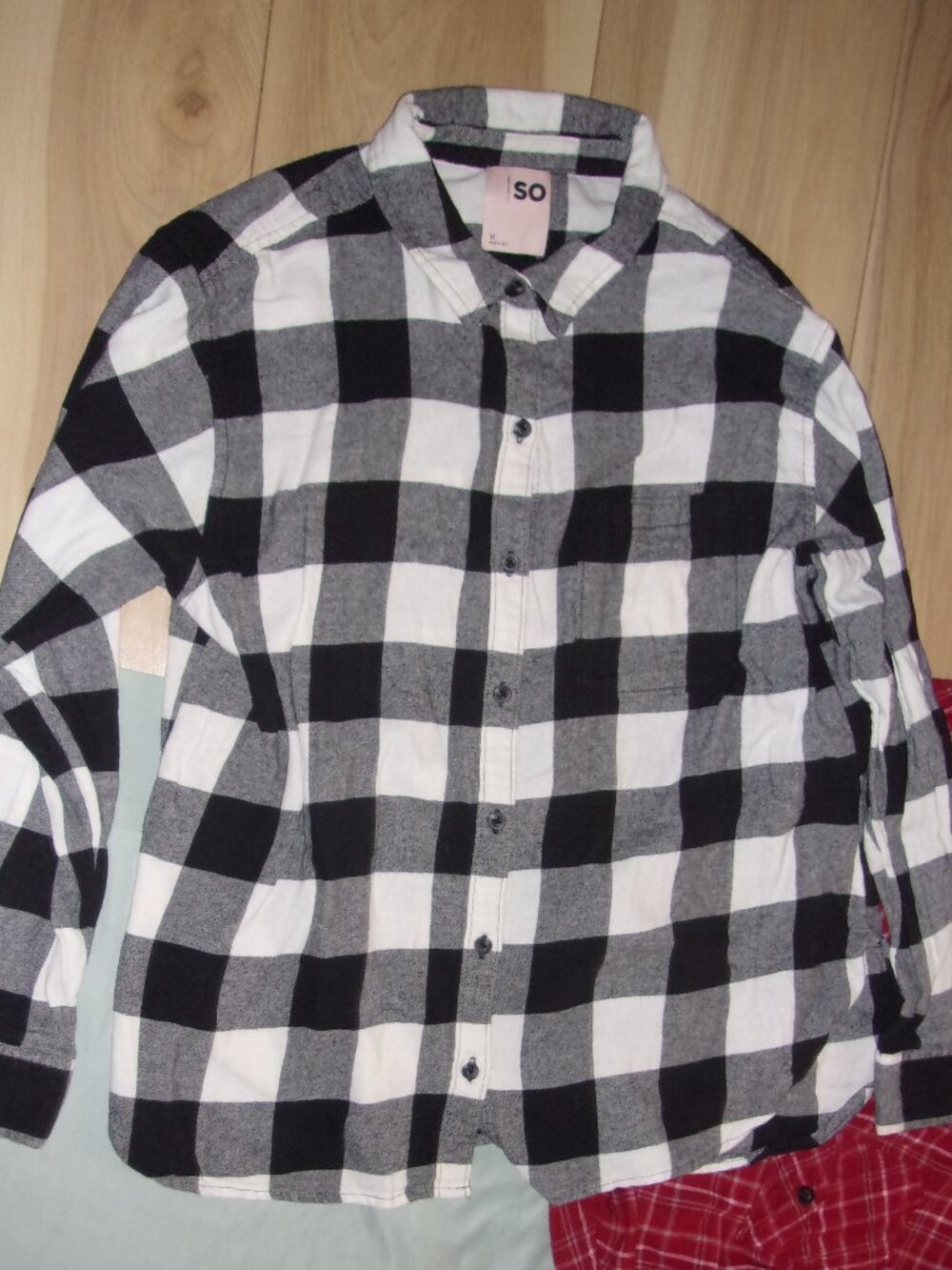 size medium womens black white flannel plaid button down shirt outdoor wear